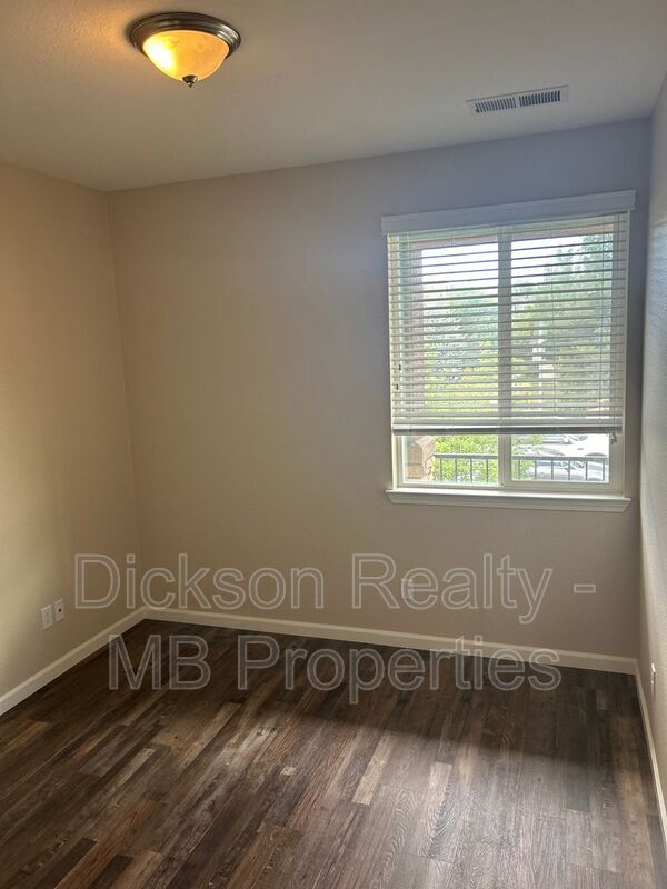 Building Photo - 2065 S Virginia St