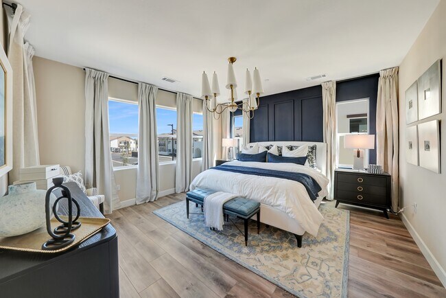 Building Photo - 143 N Un St