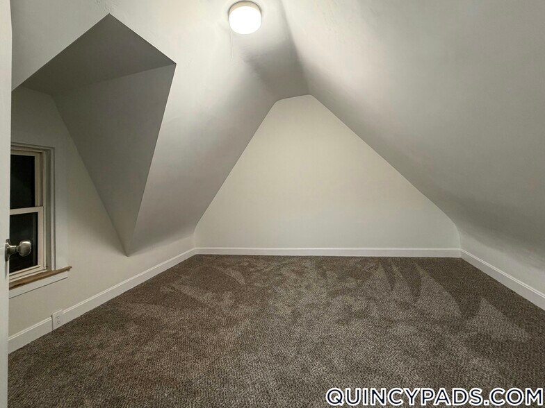 Building Photo - 71 Water St