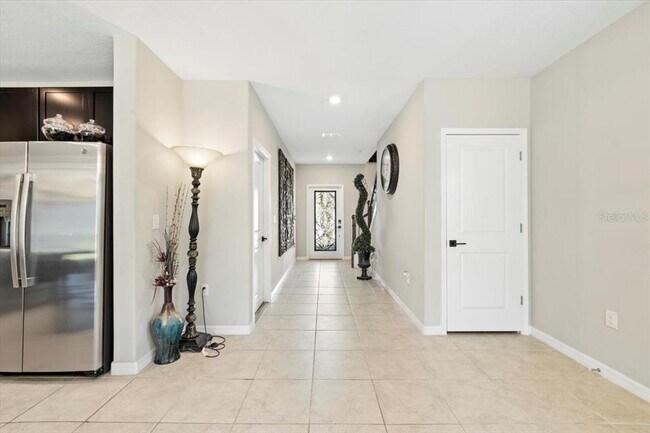 Building Photo - 5517 Appleton Shore Dr