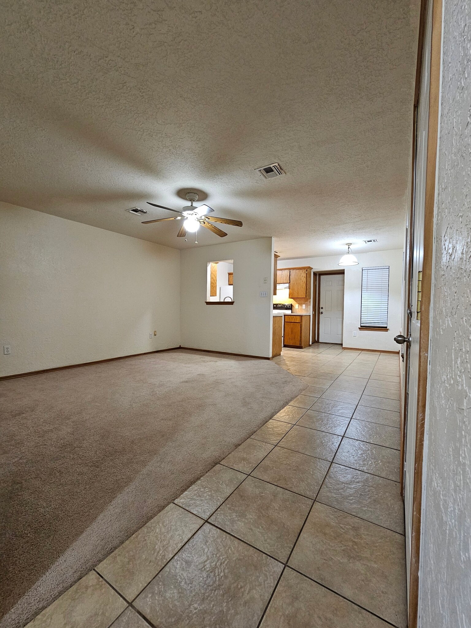 Living and Dining Room Area - 1905 SW E Ave