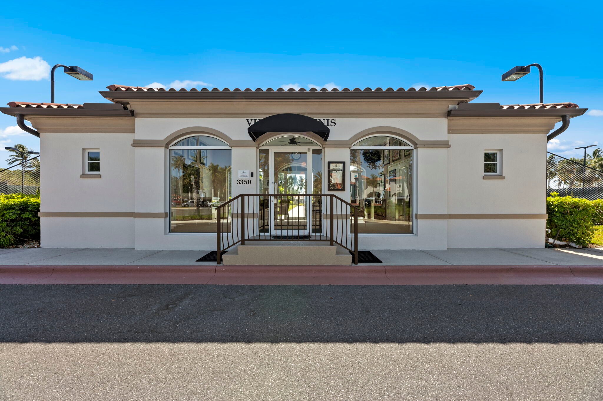 Building Photo - 4748 San Carlo Ct