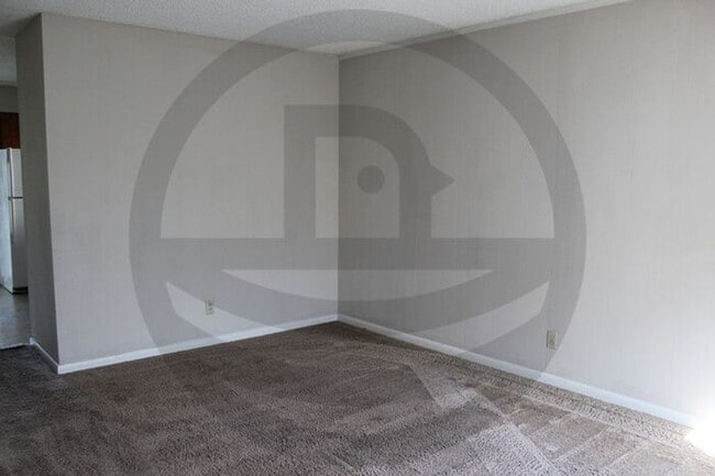 Building Photo - 1111 W Scenic Dr