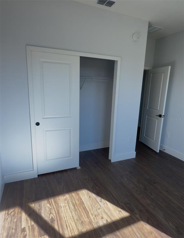 Building Photo - 98 Birchwood Dr