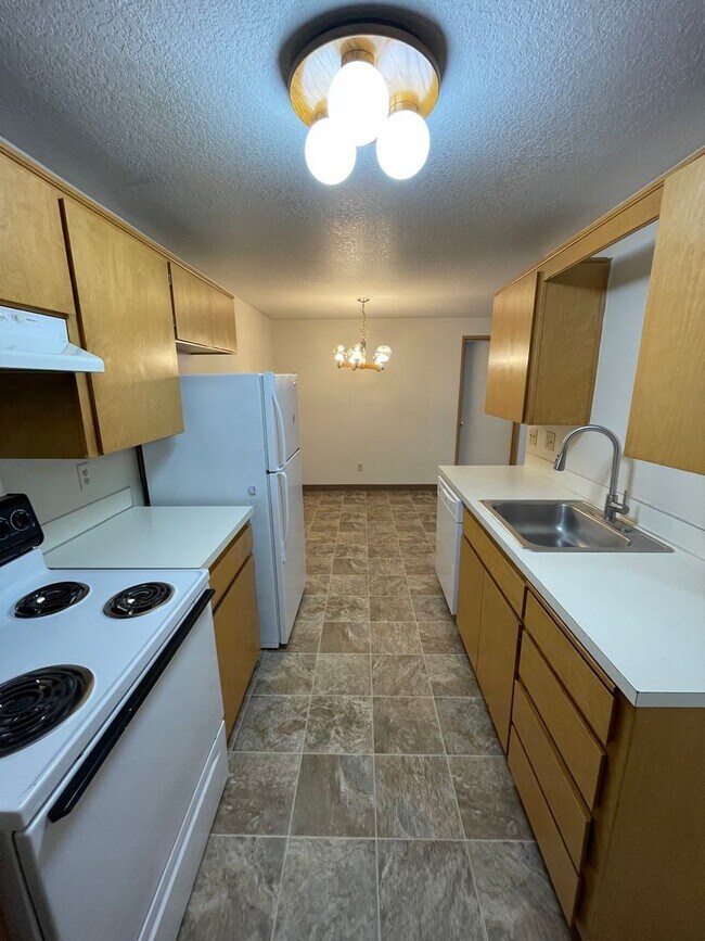 Building Photo - 367