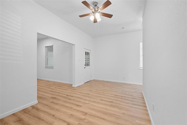 Building Photo - 728 S Elm St
