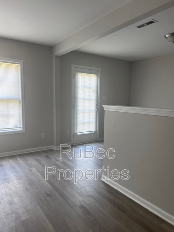 Building Photo - 5380 Esther Ln