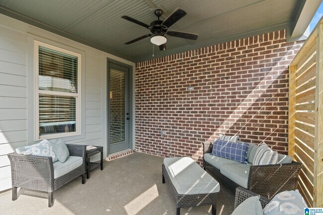 Building Photo - 1801 Rivo Ln