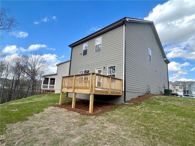 Building Photo - 114 Auburn Xing Wy