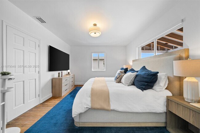 Building Photo - 642 86th St