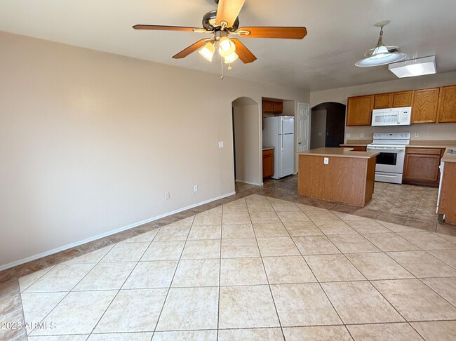 Building Photo - 11829 W Shaw Butte Dr