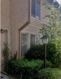 Building Photo - 3919 Coronation Ct