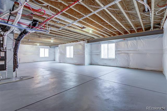 Building Photo - 4815 E 143rd Ave