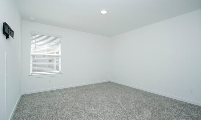 Building Photo - 31707 Melkridge Rd