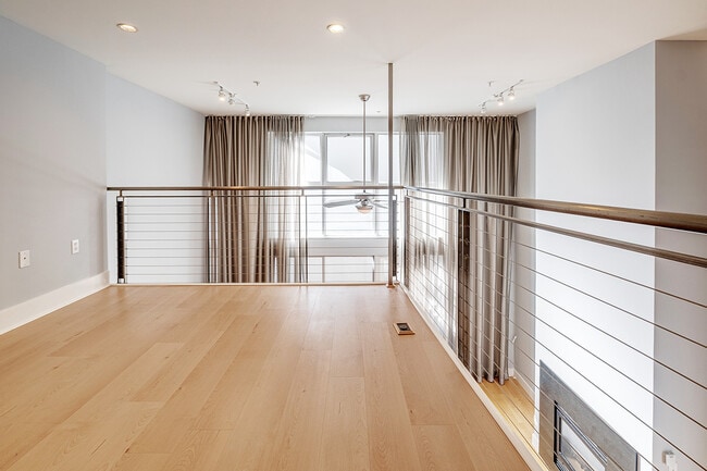 Building Photo - 68 Harriet St