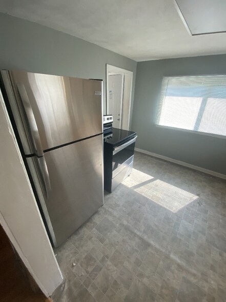 Building Photo - 4127 Baldwin Ave