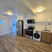 Building Photo - 90 Lupe Ave