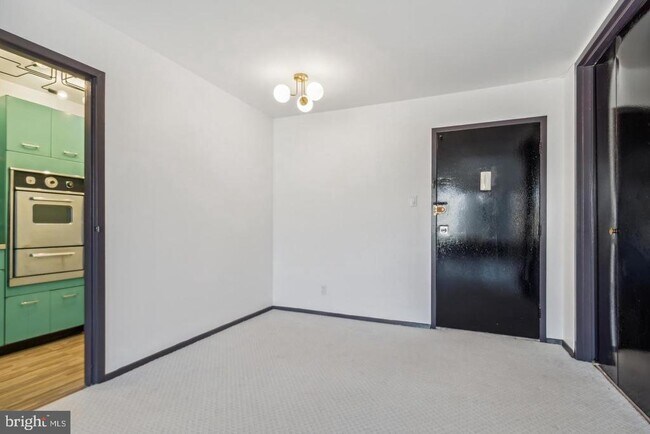 Building Photo - 2401 H St NW