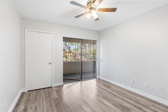 Building Photo - 781 Country Pl Dr