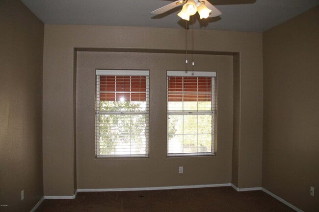 Building Photo - Two Bedroom in Tempe