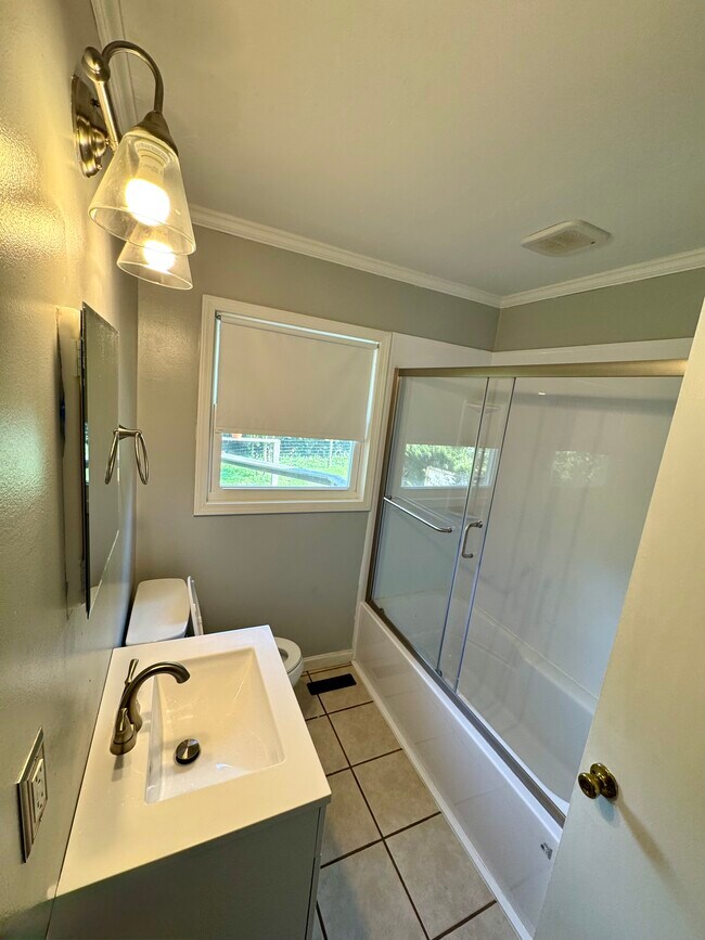 Building Photo - 3342 Black Oak Cir