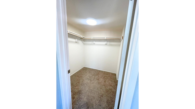 Building Photo - Temecula Pool Home - 4 Bed | 2.5 Bath