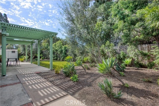 Building Photo - 25256 Pacifica Ave