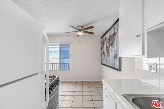 Building Photo - 2624 6th St
