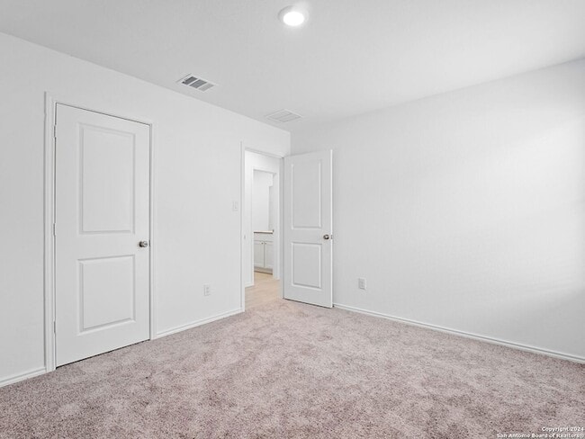 Building Photo - 13931 Wool Pk