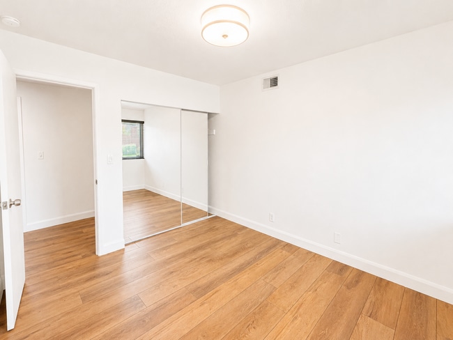 Building Photo - 3008 Cardillo Ave