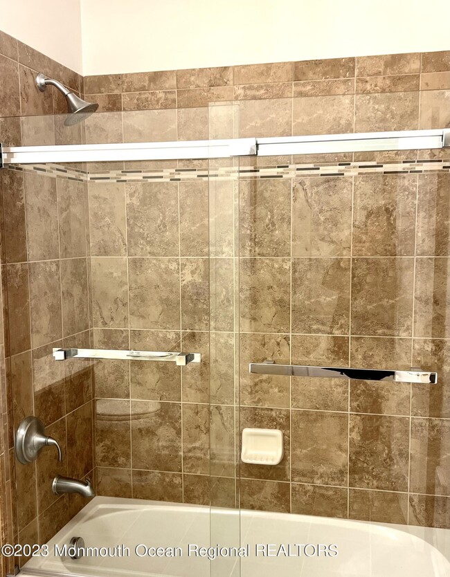 Building Photo - 5 Stock Ct