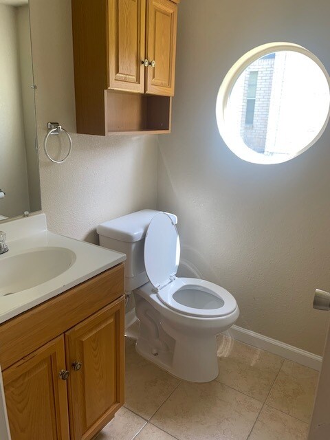 Half Bath - 2010 Kirksey Dr