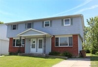 Building Photo - 11 Lemans Dr