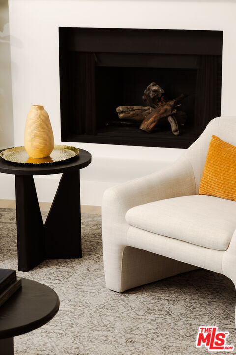 Building Photo - 15701 Ludlow St