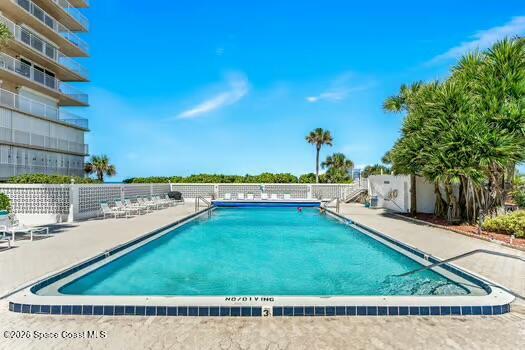 Building Photo - 877 N Hwy A1A