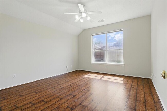 Building Photo - 4827 Claymill Ct
