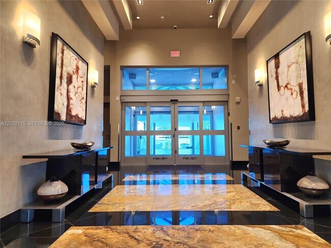 Building Photo - 3101 S Ocean Dr