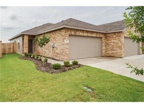 Building Photo - 428 Canvas Ct