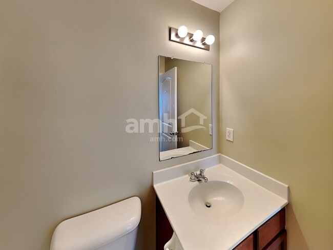 Building Photo - 128 Andiron Drive