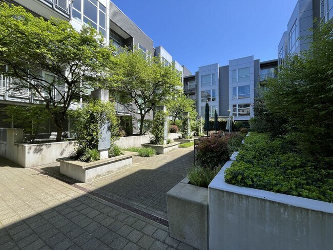 Building Photo - Top-Floor Pearl District Condo with Floor-to-Ceiling Windows, Courtyard Views & In-Unit Washer/Dryer