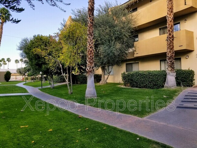 Building Photo - 32200 Cathedral Canyon Dr