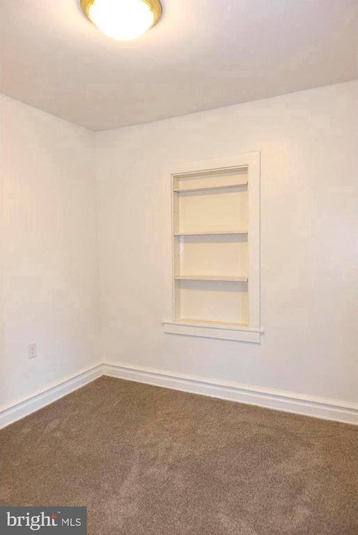 Building Photo - 214 Trumbauersville Rd