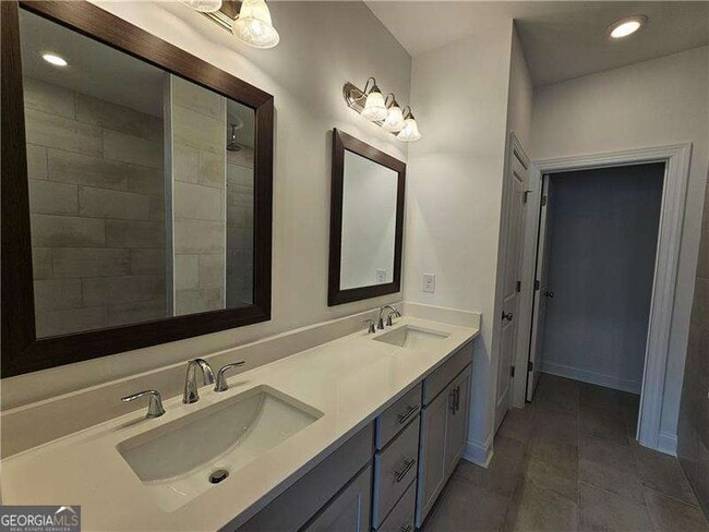 Building Photo - 4247 Millcroft Pl