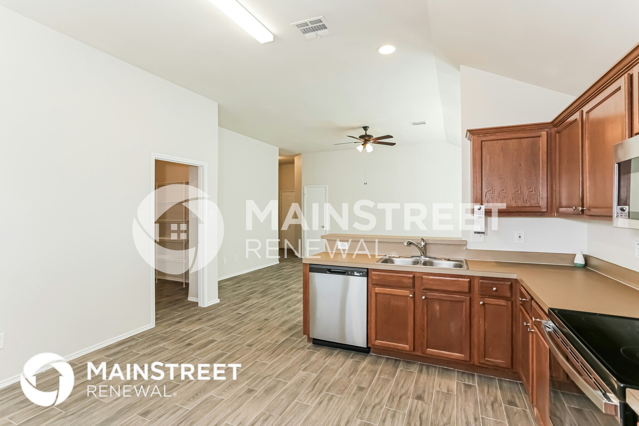 Building Photo - 6356 Stone Lake Ct