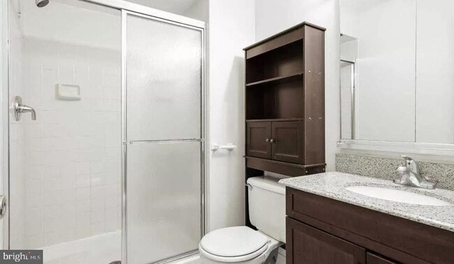 Building Photo - 158 Wyndham Pl
