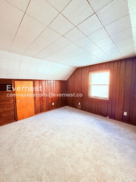 Building Photo - 13737 Capitol St