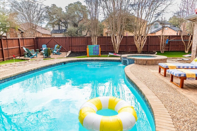 Building Photo - 2002 Chittim Trail Dr