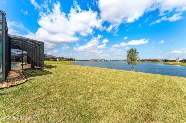 Building Photo - 3638 Lake Adelaide Pl