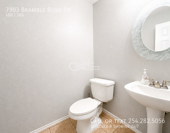 Building Photo - 7903 Bramble Bush Dr