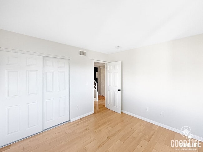 Building Photo - Modern Coastal Property In Gated Encinitas Community | 3BD/2.5BA w/Garage